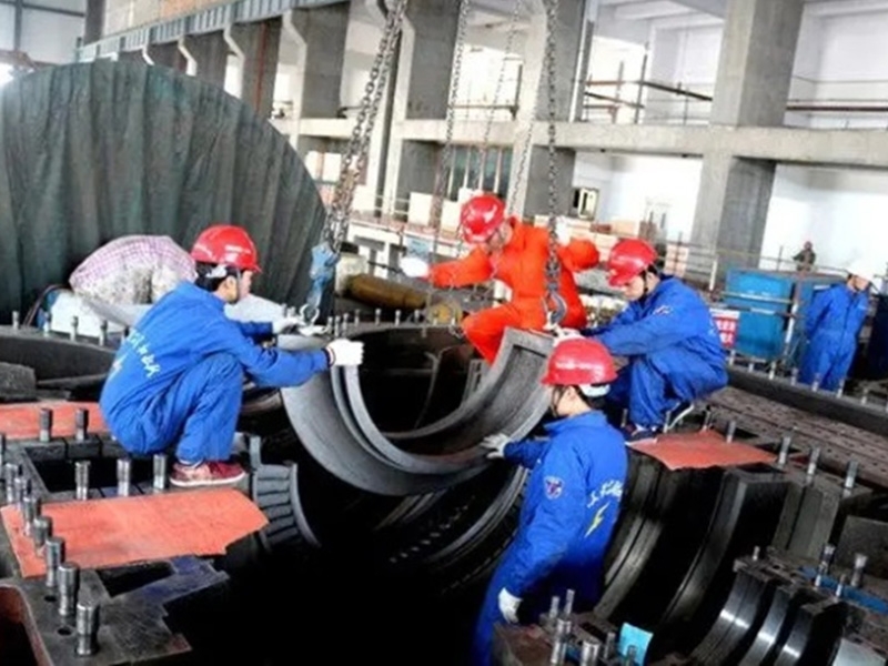 石嘴山電廠1號(hào)機(jī)組600MW扣缸